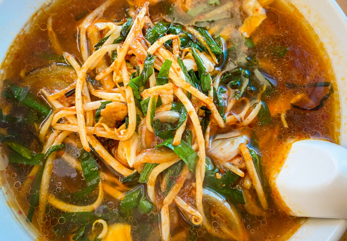 『すいけん』｜ニラ炒めラーメン VS 五目ラーメン！沼津の人気街中華を再訪