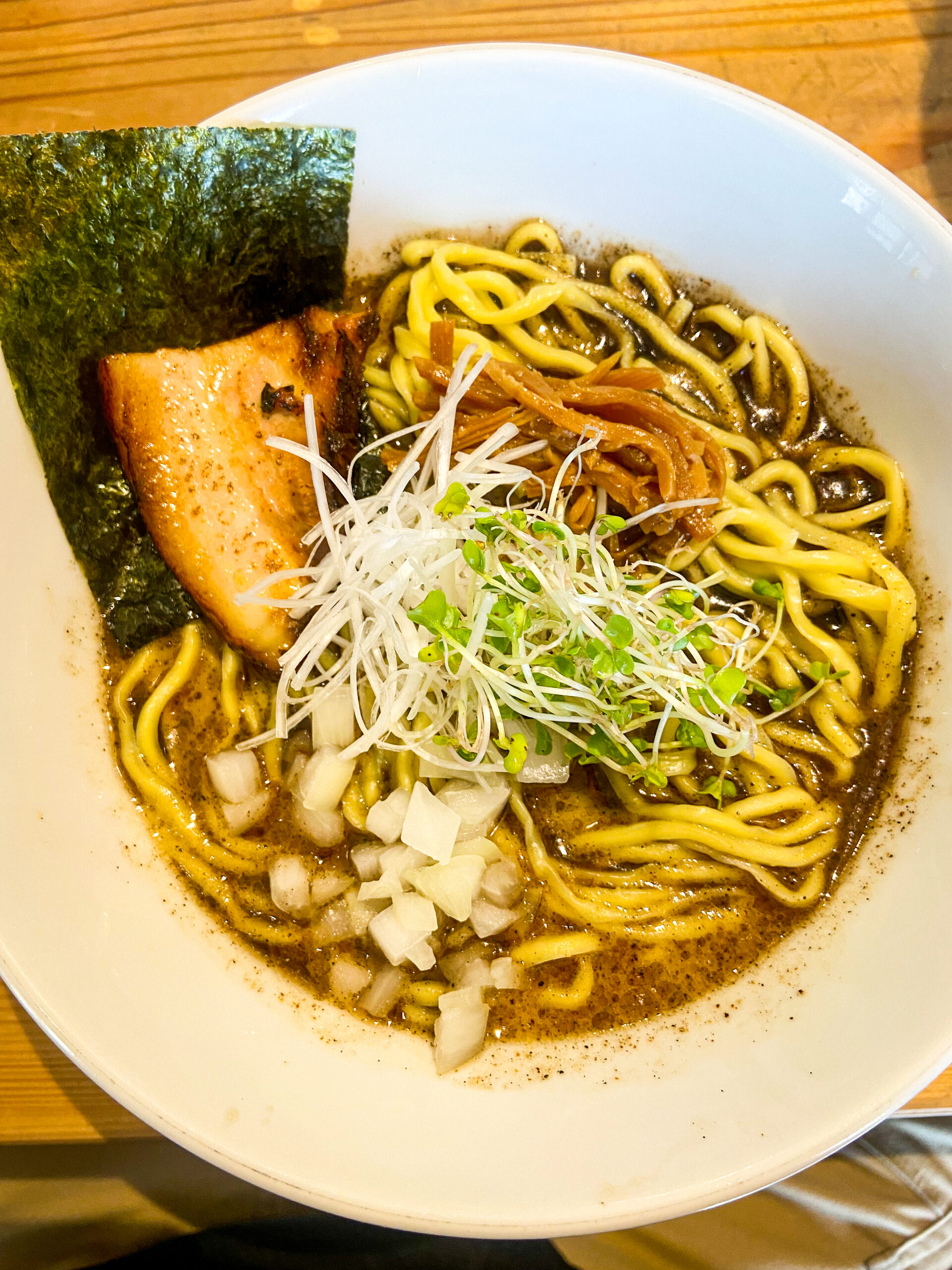 らーめんらZOKUの「黒のみそ」