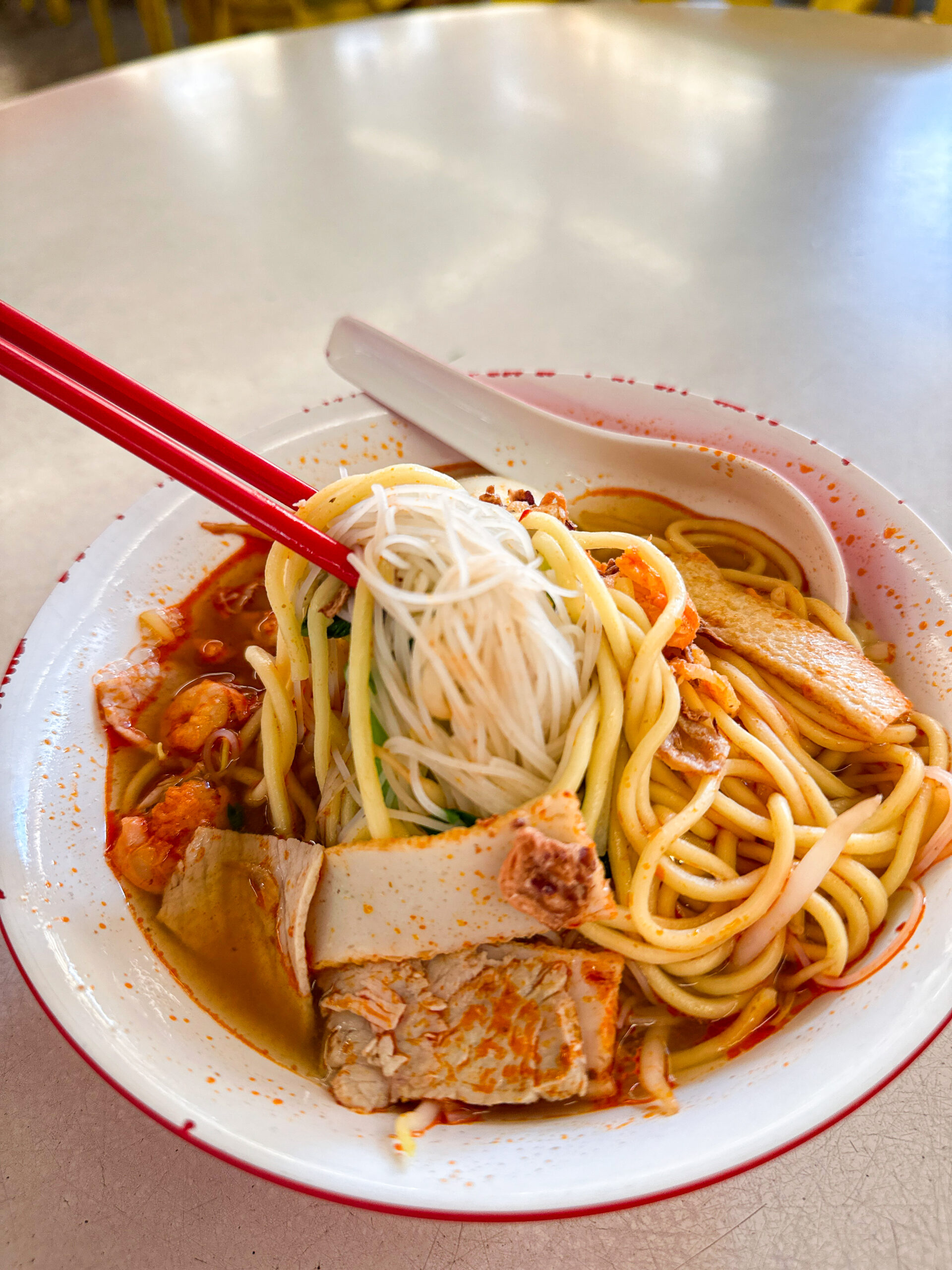 ペナンの虾面「ビーフンとミーのミックス虾面」