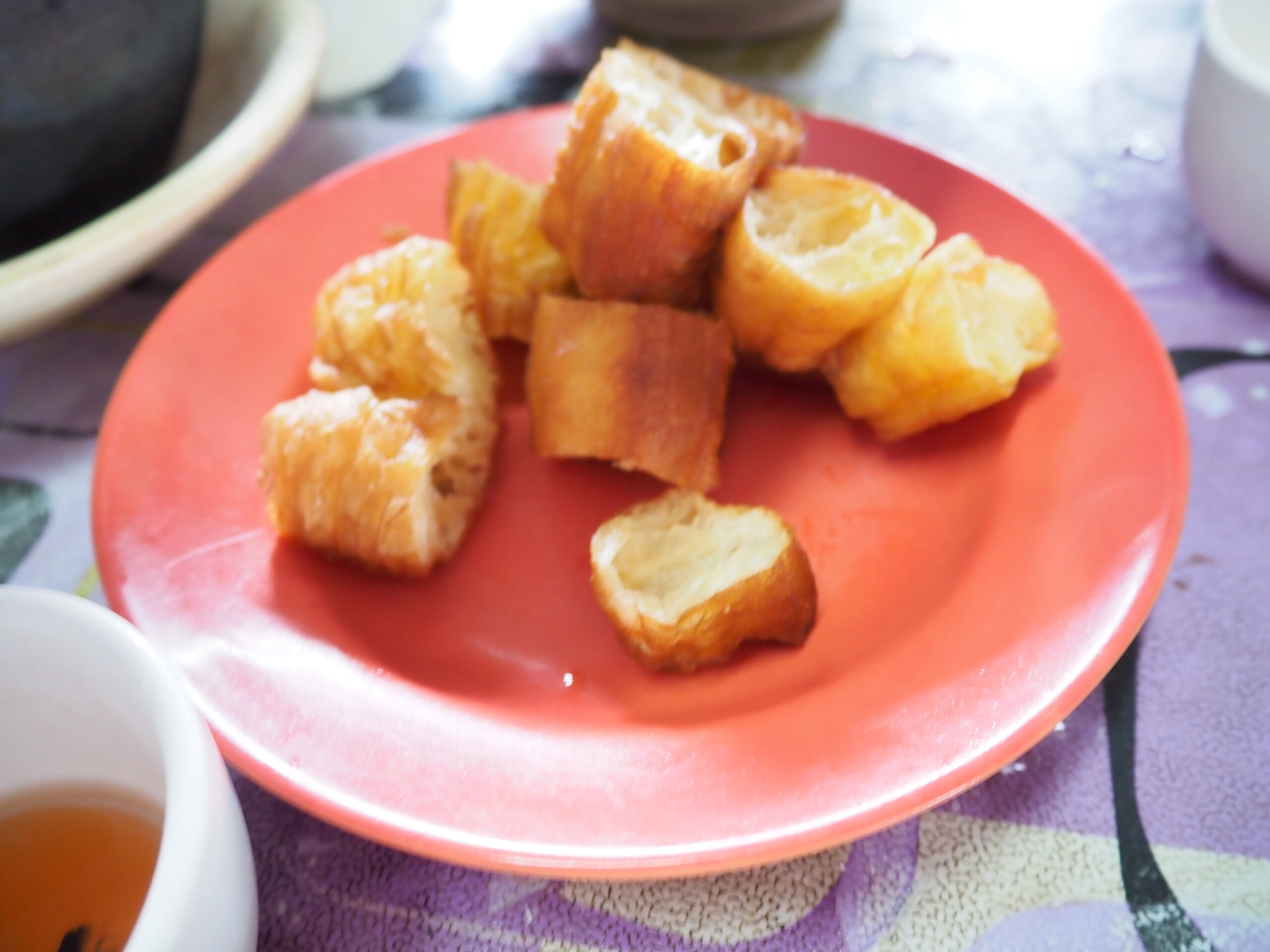 Segamat（セガマッ）の「家乐口福/中华肉骨茶（早市）」油条