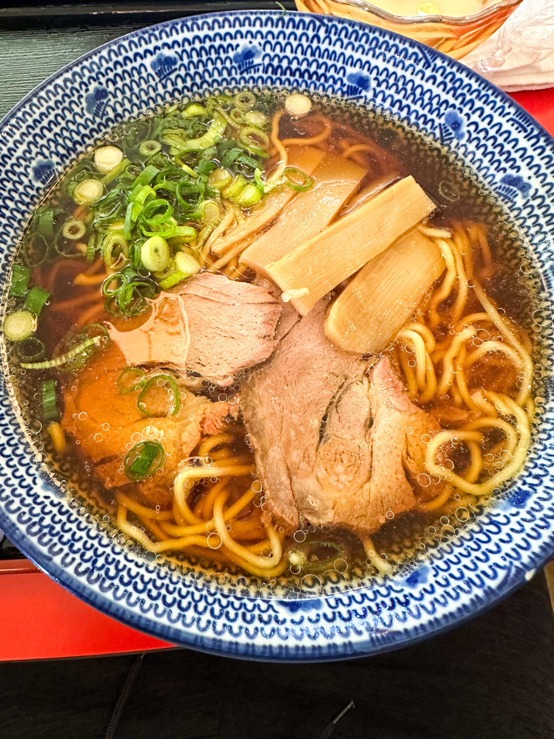 「中国料理 東王 得々セット ラーメンと半焼豚チャーハン」
