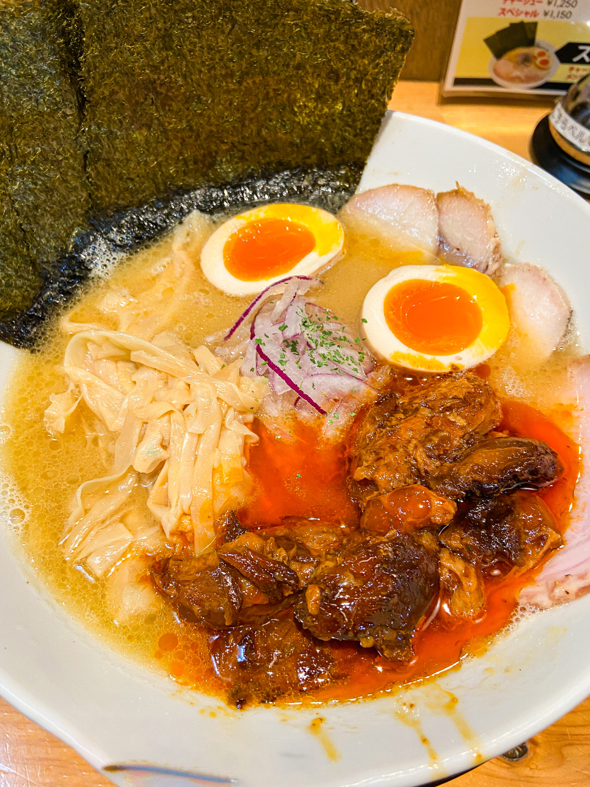 くりや製麺直売所のトロなんこつうっ鶏そばスペシャル