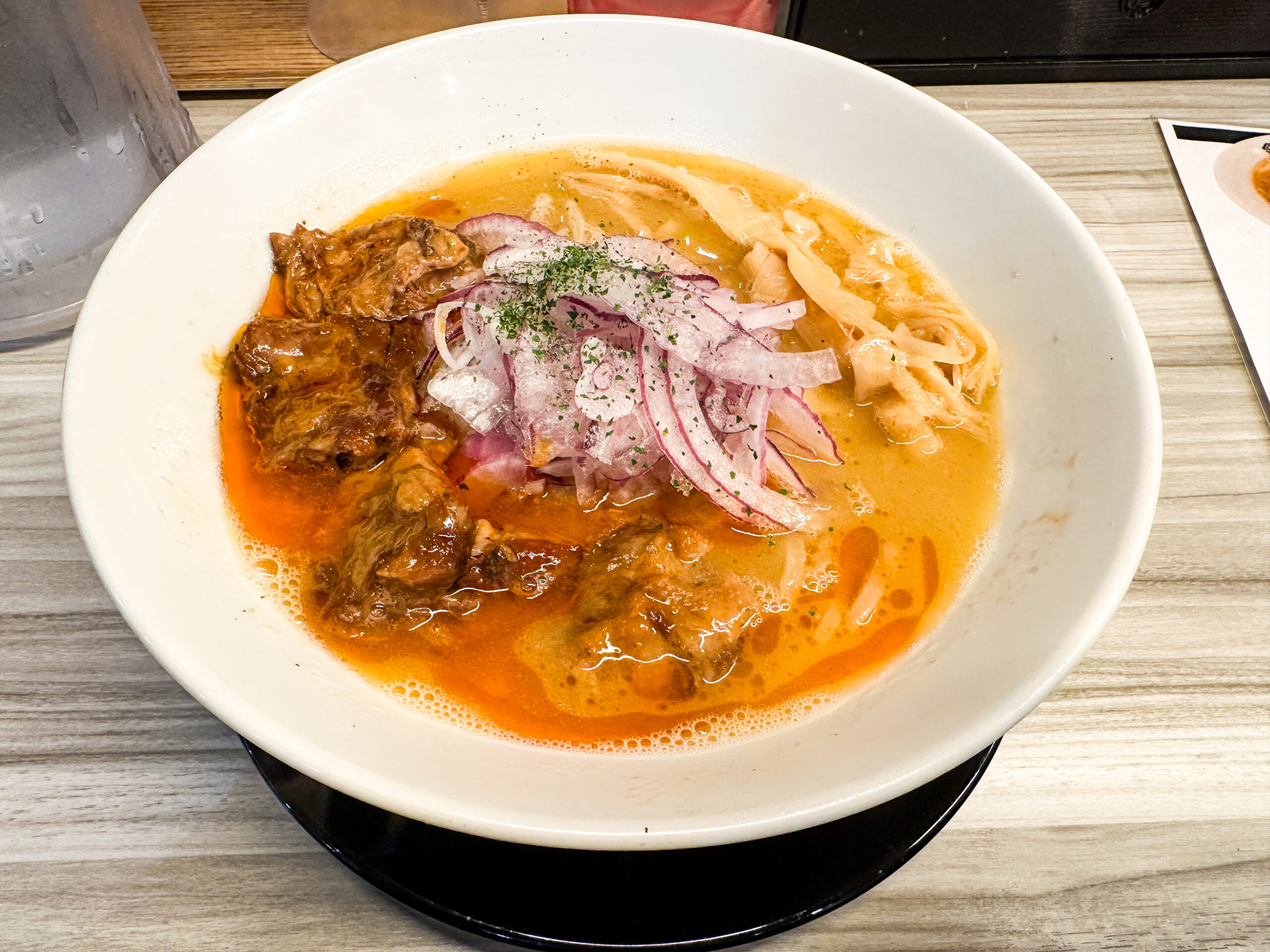 くりや製麺直売所のトロなんこつうっ鶏そば