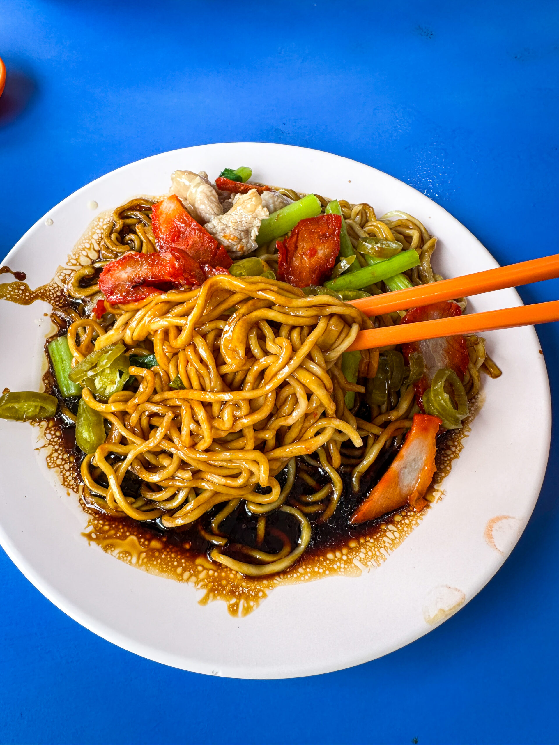 太めの自家製麺が特徴のKim Siew Wantan Noodles