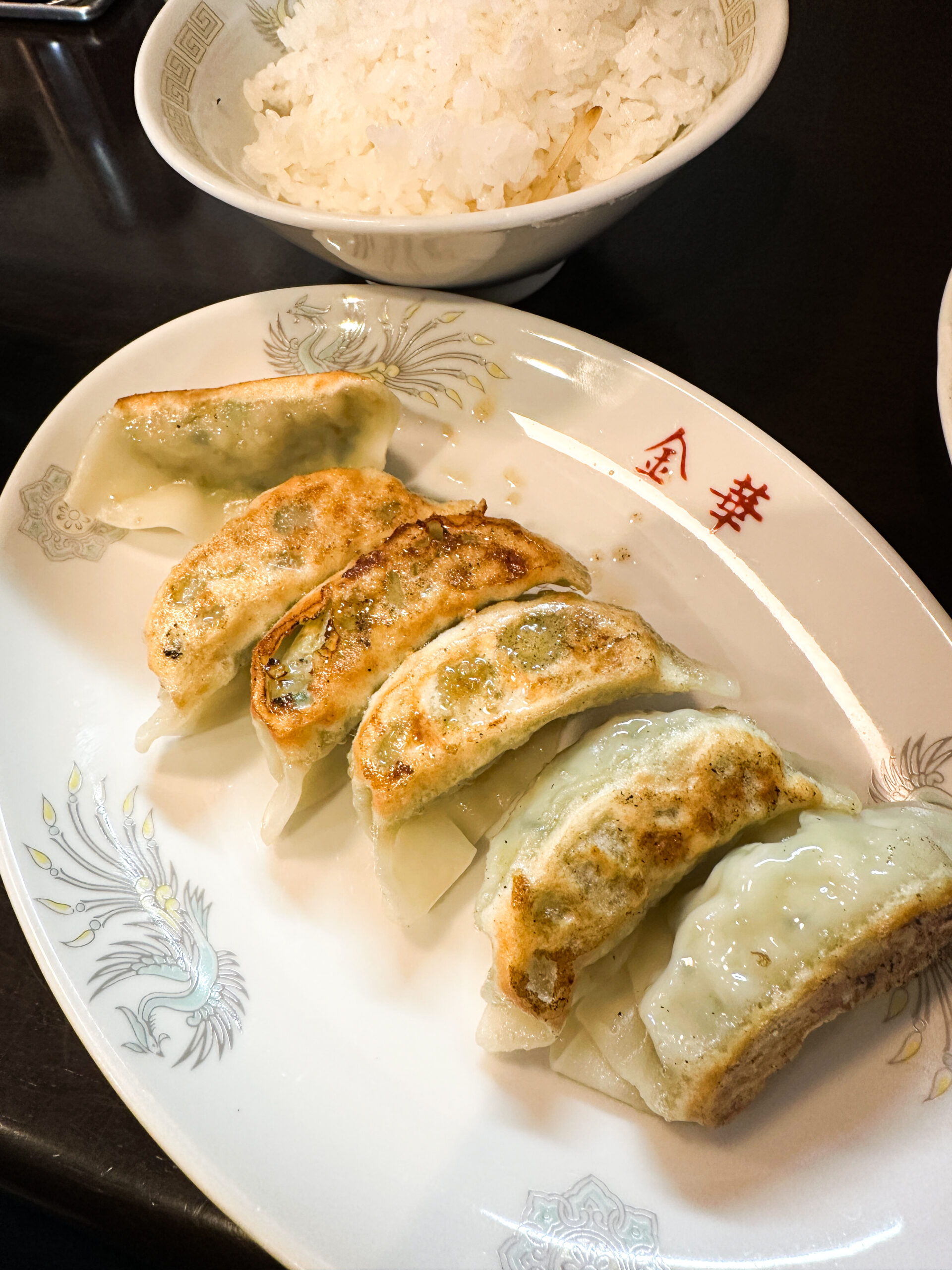 町中華 金華の餃子