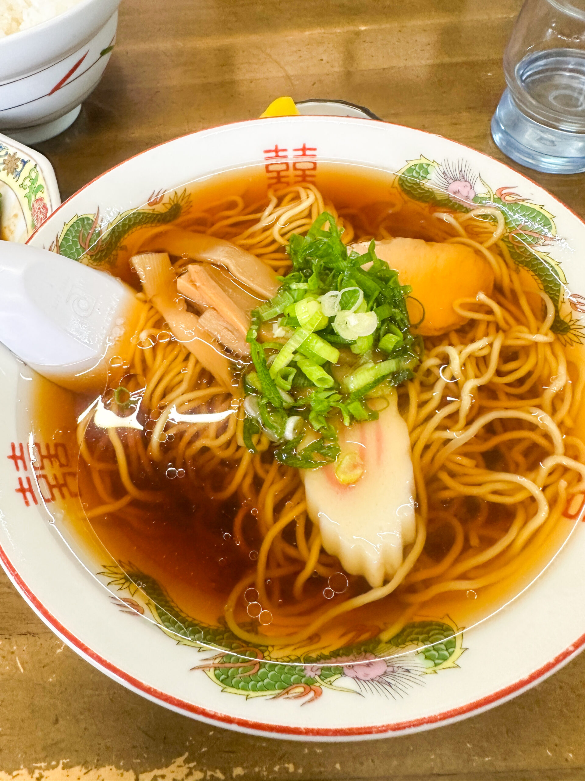橋本屋食堂 ラーメン 透き通ったスープ