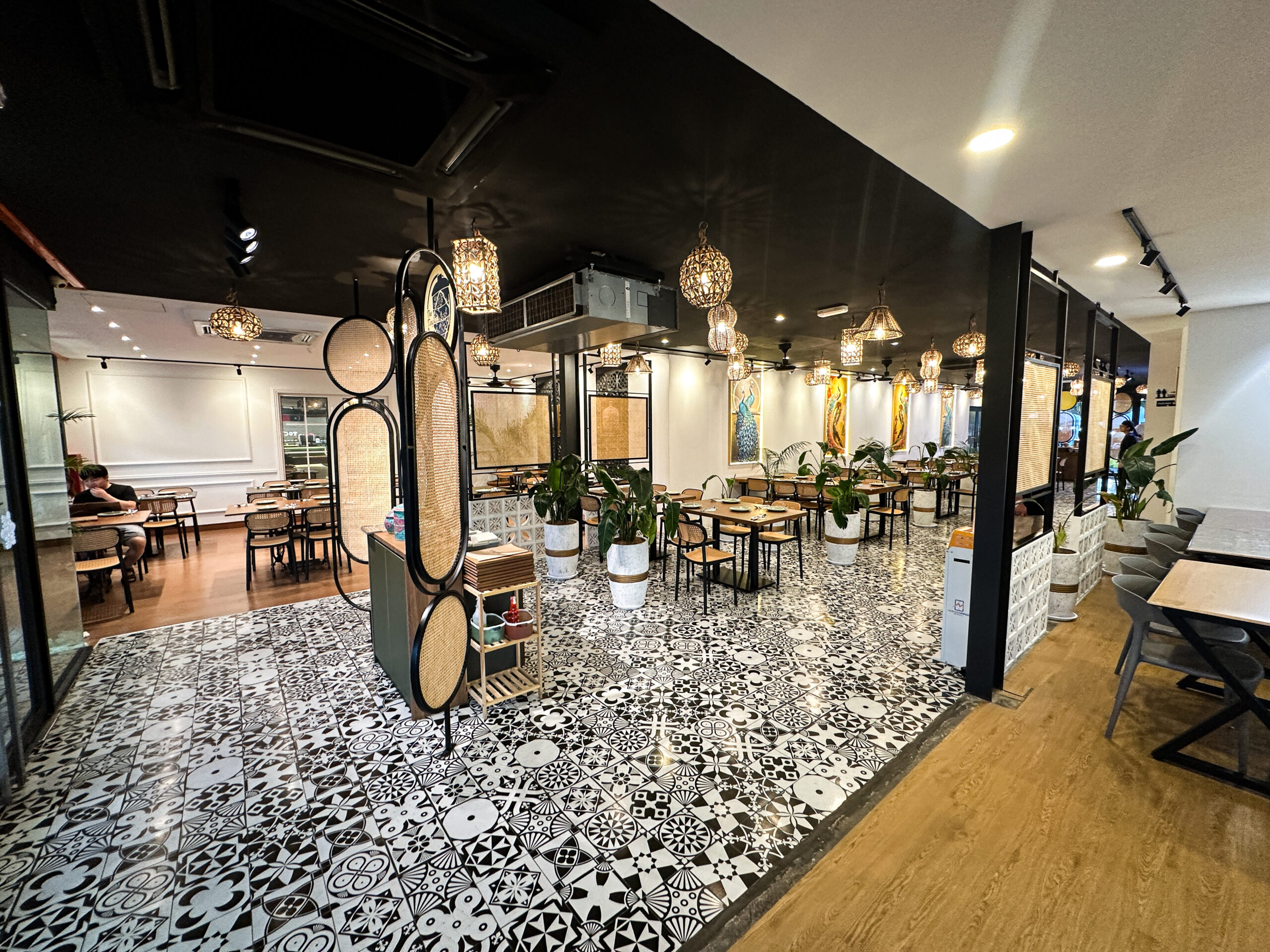 マラッカ The TingKat Nyonya Restaurant 店内