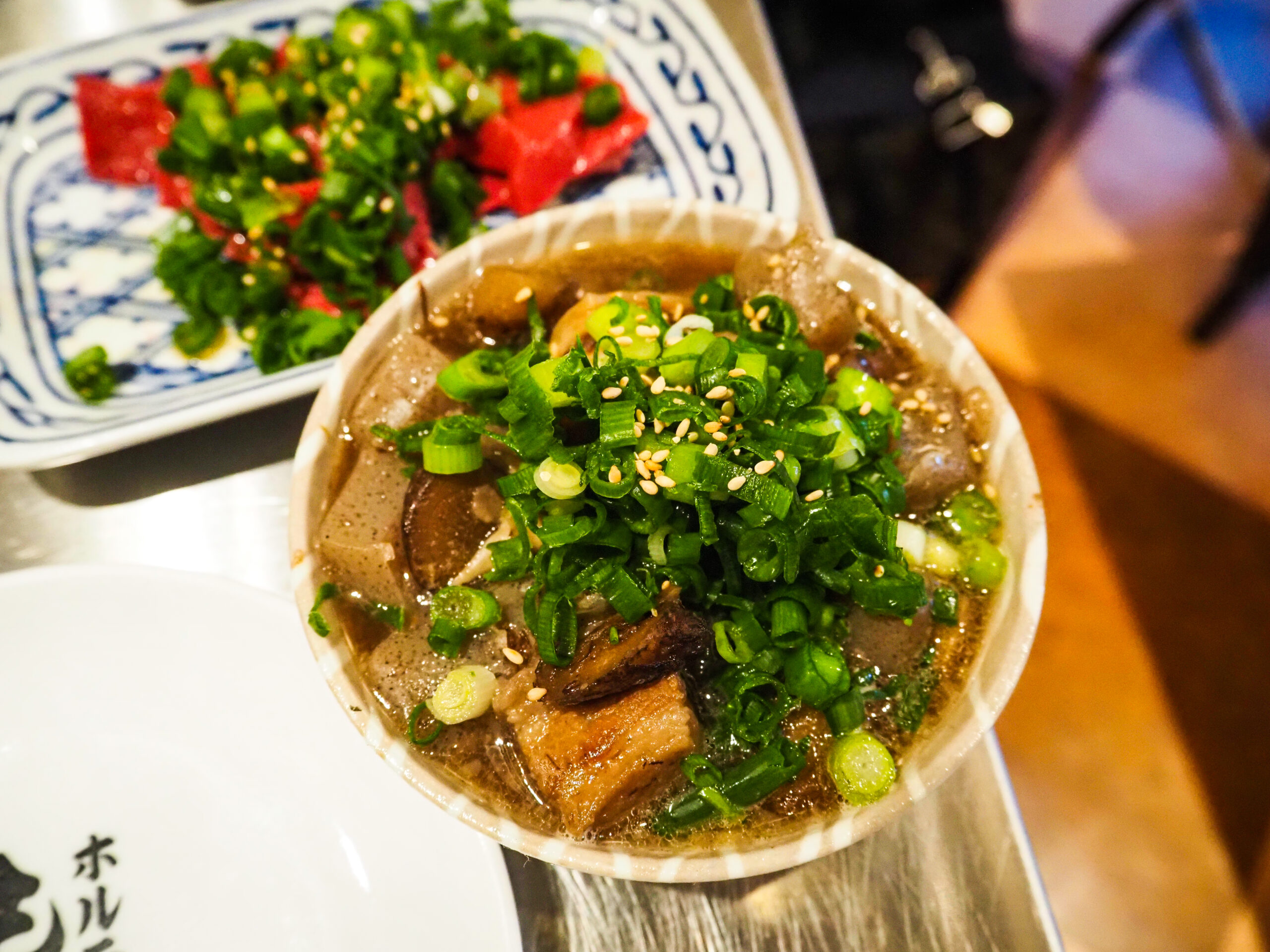 沼津 焼肉 飲み放題 ホルモンももこ
味の染み込んだほろほろ牛すじ煮込み