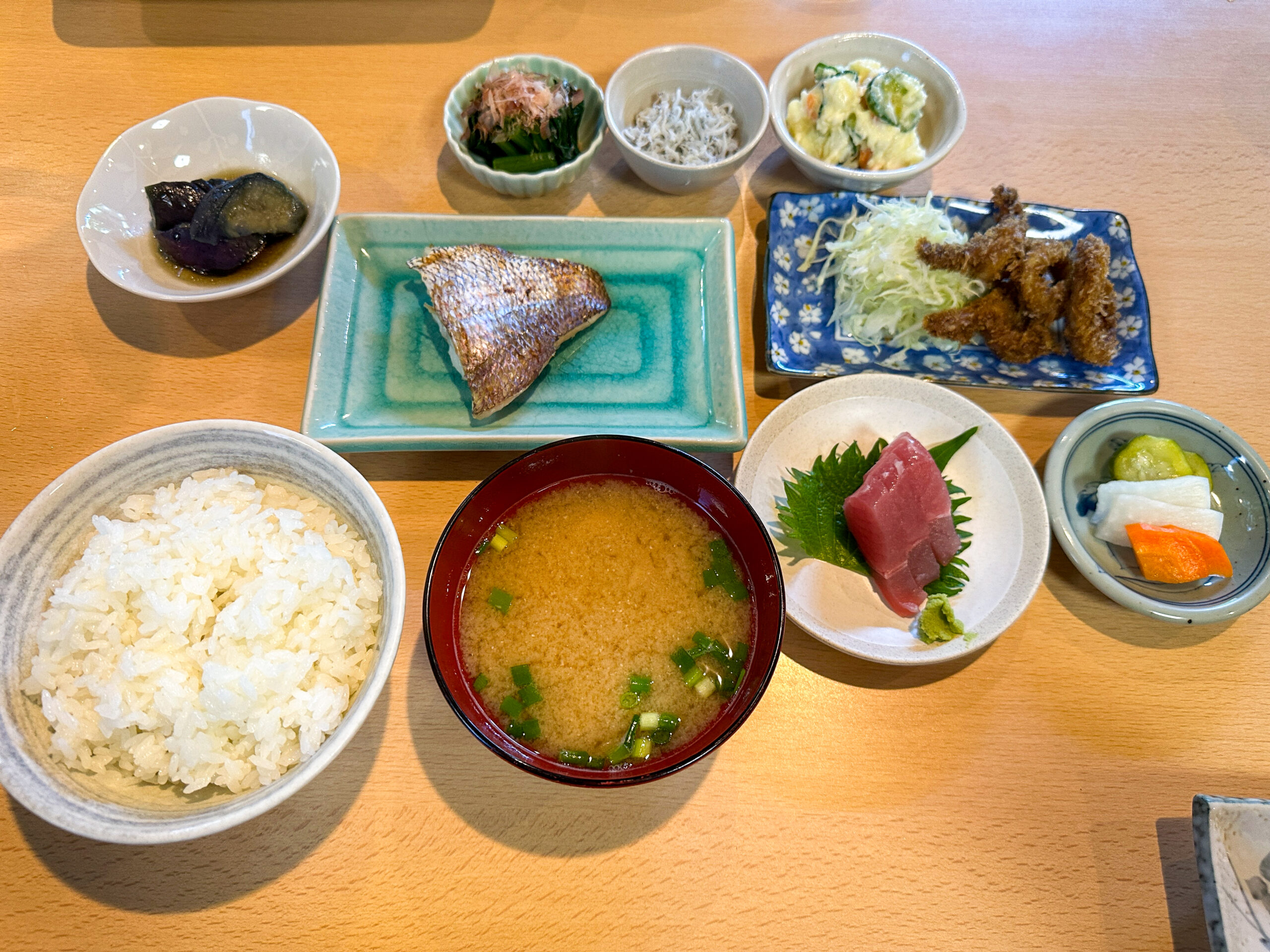 日替わり魚ランチの刺身