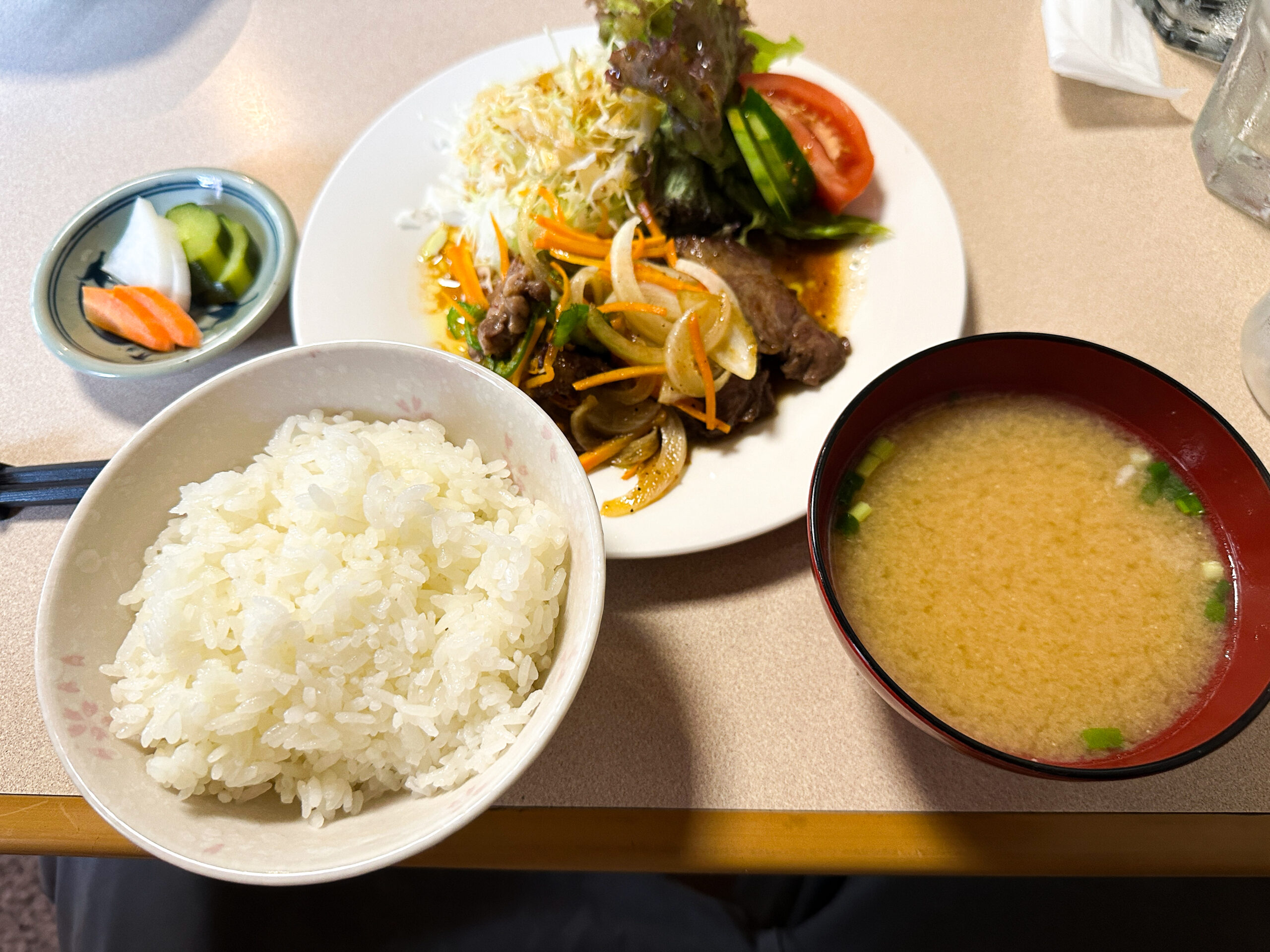 サリーの国産和牛焼肉定食